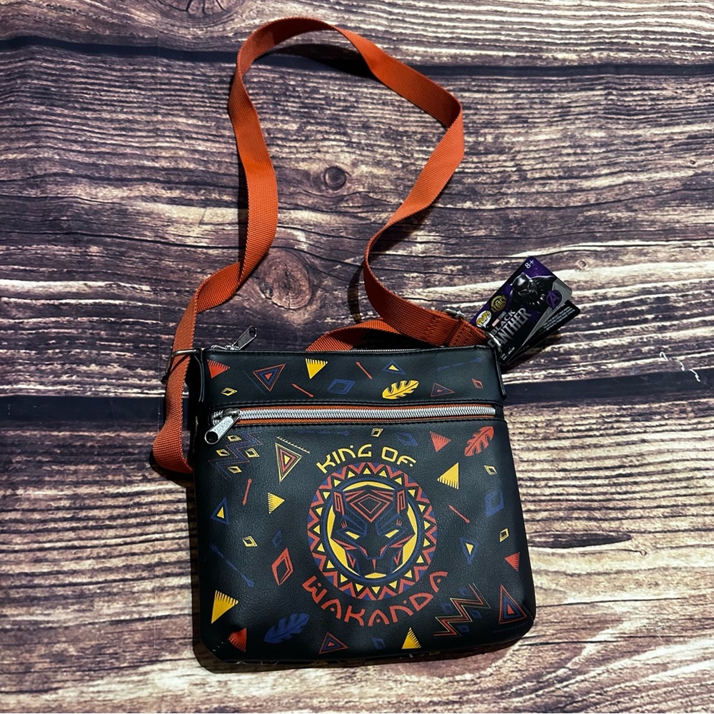 New Funko Marvel Black Panther Wakanda
Crossbody Messenger Bag
